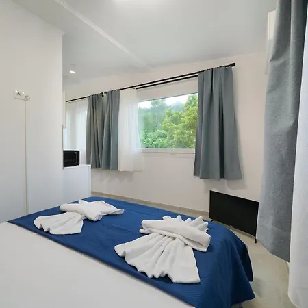 Tasos Bi 2 Apartment